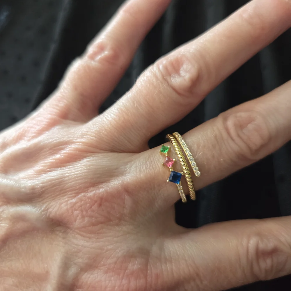 Sterling silver triple loop ring with Blue, Pink and Green Stone - Picture 6 of 12